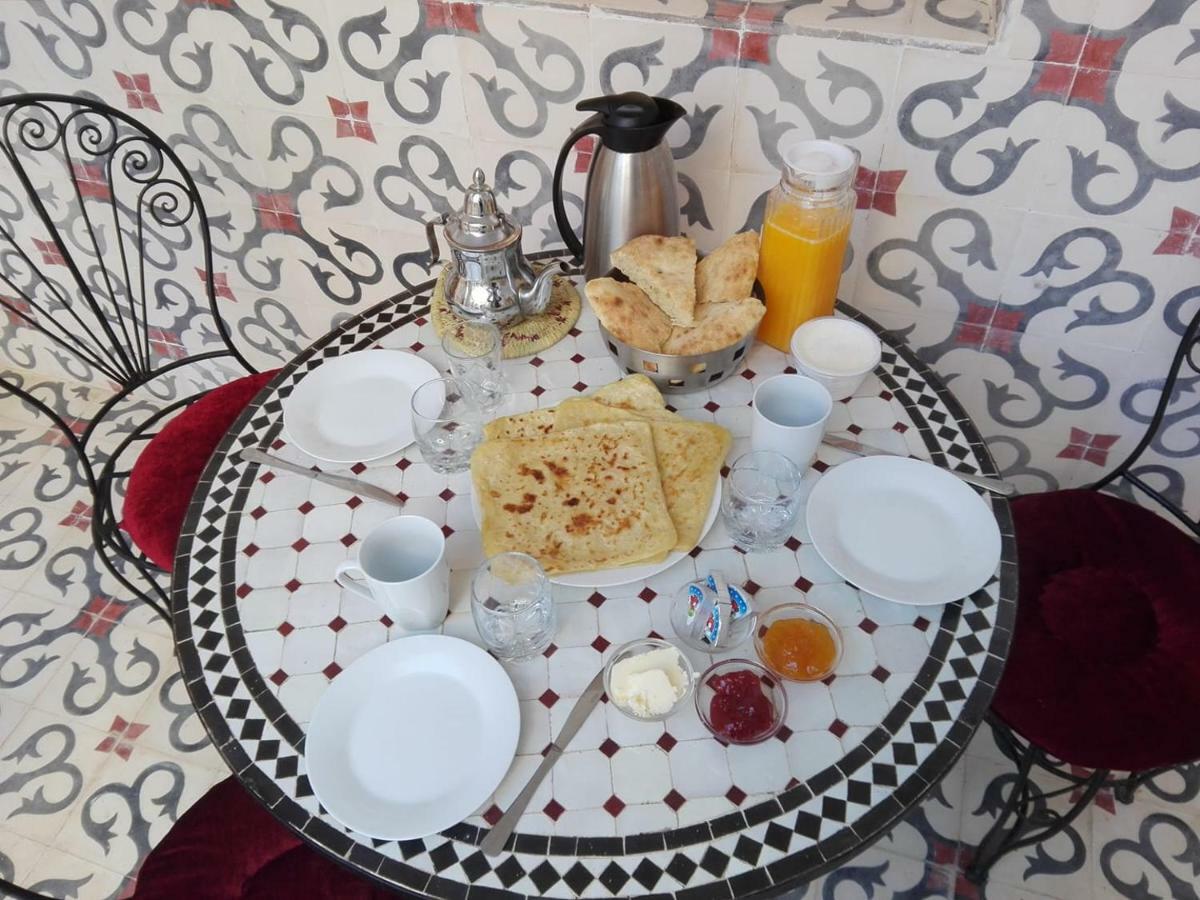Riad Kebdana Ifoutatsene Buitenkant foto
