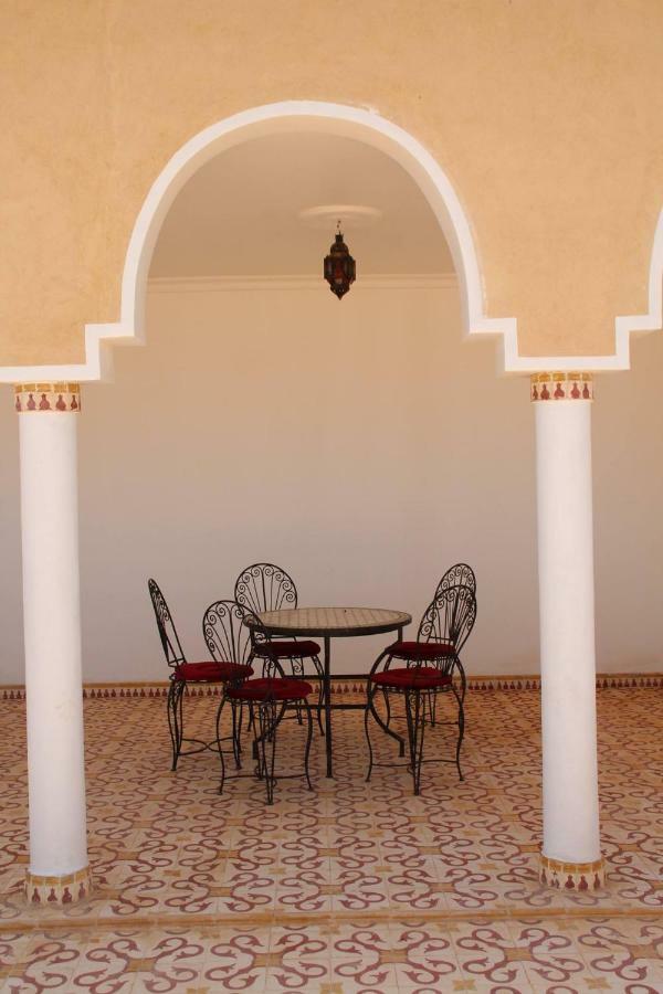 Riad Kebdana Ifoutatsene Buitenkant foto